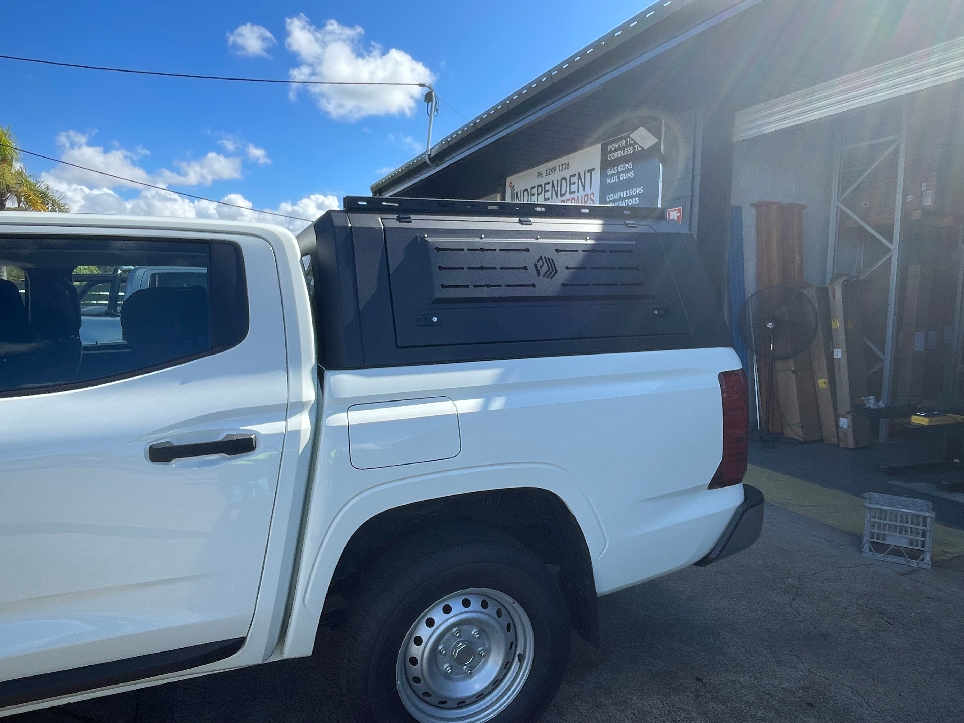 Mitsubishi Triton New Gen 2024+ Aluminium Canopy with Window Side Door ...